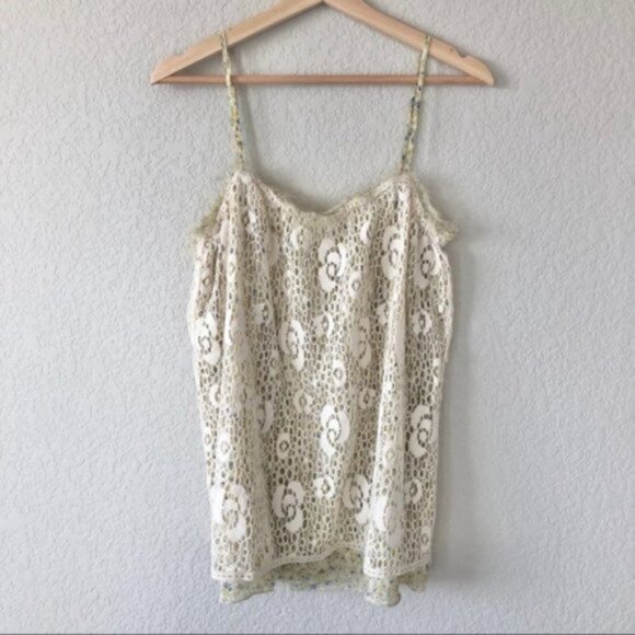Daytrip Floral Crochet Overlay Tank Top L - Picture 2 of 7